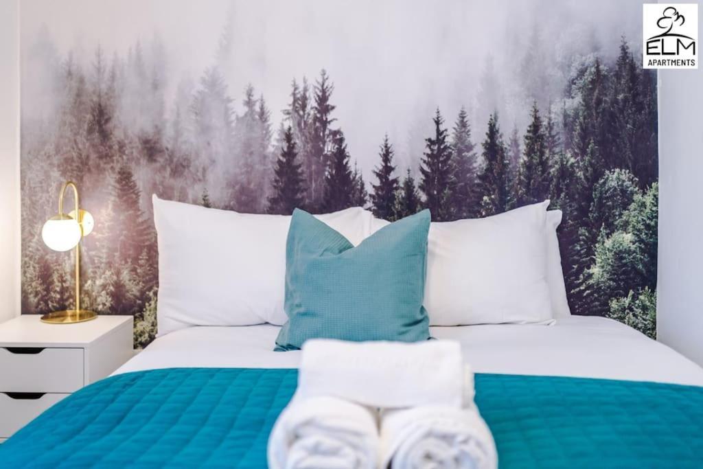 Cozy 1 Bedroom Apartment, Prime Location , Free Parking マンチェスター エクステリア 写真